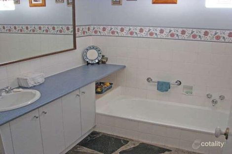 Property photo of 5 Earls Court Kyabram VIC 3620