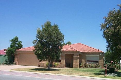 15 Waters Ave, Atwell, WA 6164