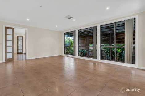 Property photo of 24 Clovelly Drive Craigieburn VIC 3064