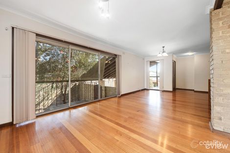 Property photo of 18 Narambi Crescent Frankston VIC 3199
