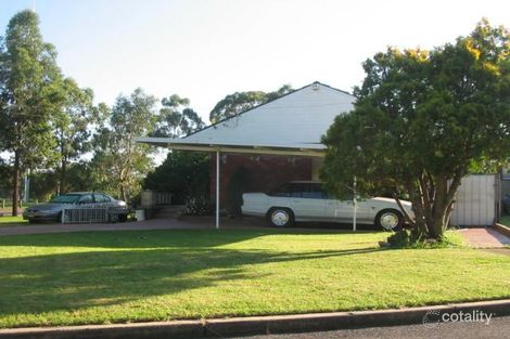 26 Ogilvie St, East Hills, NSW 2213