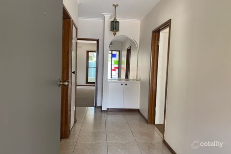 Property photo of 13 Gundaroo Square Werribee VIC 3030
