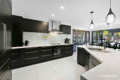 Property photo of 14 Kettlewell Chase Arundel QLD 4214