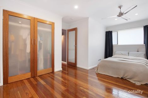 Property photo of 3/23 Hooker Boulevard Broadbeach Waters QLD 4218