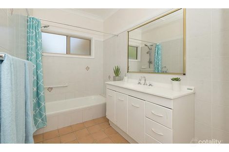 Property photo of 1065 Riverway Drive Rasmussen QLD 4815