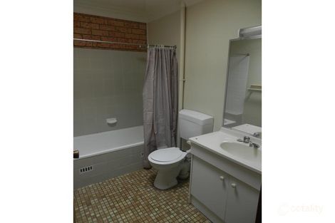 Property photo of 2/24 Elizabeth Street Singleton NSW 2330
