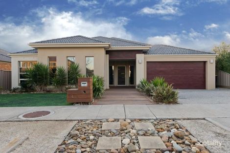 Property photo of 4 Lindley Avenue Caroline Springs VIC 3023