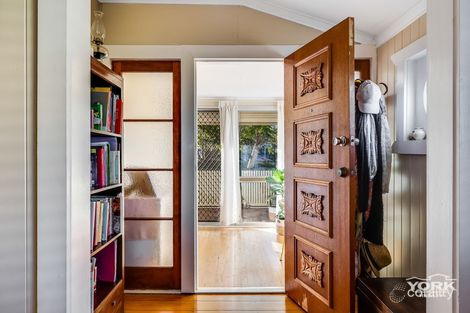 Property photo of 107 Ruthven Street Harlaxton QLD 4350