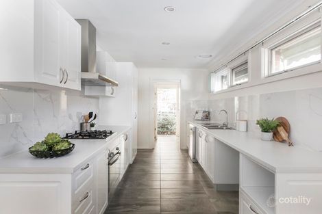 Property photo of 2/14 Wattle Valley Road Canterbury VIC 3126