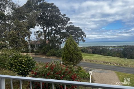 Property photo of 15 Ocean View Parade Lakes Entrance VIC 3909