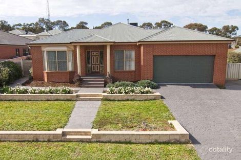 10 Gondolier Tce, Golden Square, VIC 3555