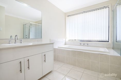 Property photo of 17 Grainger Parkway Flinders NSW 2529