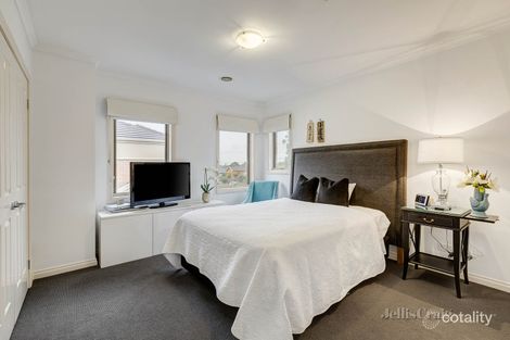 Property photo of 1/22 Oriel Road Ivanhoe VIC 3079