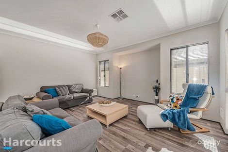 Property photo of 25 Dolphin Drive Alkimos WA 6038