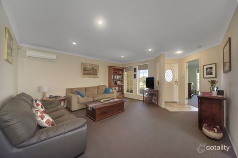 Property photo of 37 Sheraton Circuit Bomaderry NSW 2541