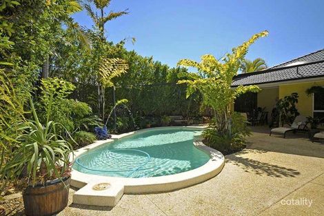 Property photo of 2 Banff Court Robina QLD 4226