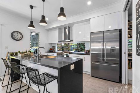 Property photo of 6 Patterson Street Wynnum QLD 4178