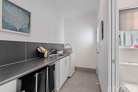 Property photo of 6 Patterson Street Wynnum QLD 4178