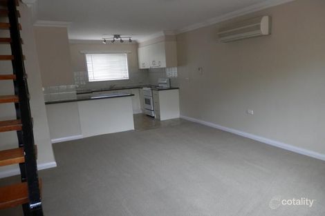 Property photo of 1/121 Lake Albert Road Kooringal NSW 2650