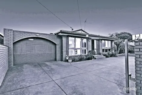 Property photo of 33 Triton Drive Keysborough VIC 3173