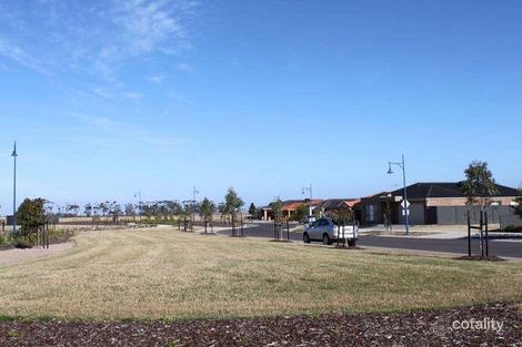 Property photo of 15 Scholar Drive Manor Lakes VIC 3024