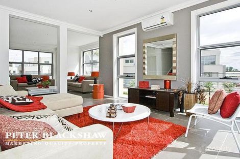 Property photo of 5/6 Webber Crescent Calwell ACT 2905