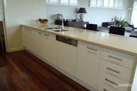 Property photo of 13 Mills Beach Close Mornington VIC 3931