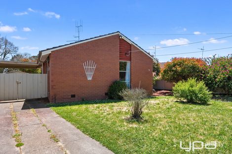 Property photo of 13 Clematis Avenue Wendouree VIC 3355