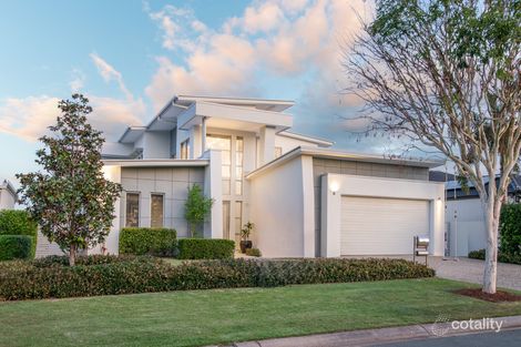 Property photo of 98 The Peninsula Helensvale QLD 4212