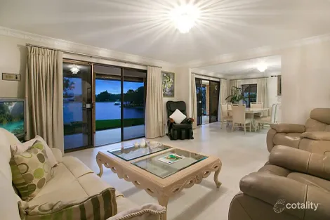 Property photo of 32 Delungra Street Broadbeach Waters QLD 4218