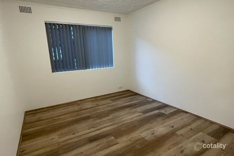 Property photo of 9/2-4 Foreman Street Glenfield NSW 2167