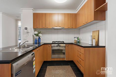 Property photo of 1408/163 City Road Southbank VIC 3006