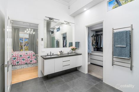 Property photo of 1 Bridge Street Mount Lofty QLD 4350