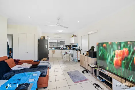 Property photo of 14 Ingham Court Mooroobool QLD 4870
