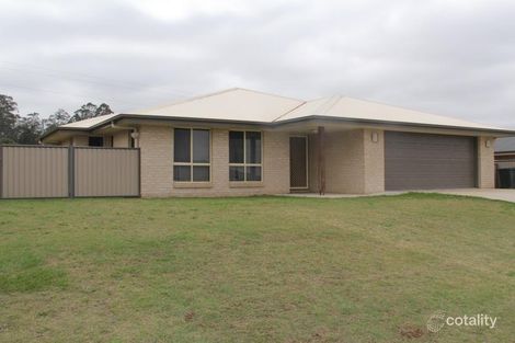 Property photo of 17 Darryl Crescent Kingaroy QLD 4610
