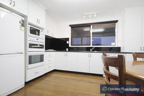 Property photo of 6 Harrison Drive Cranbourne VIC 3977