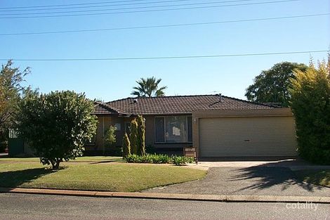 17 Pitt St, Dianella, WA 6059