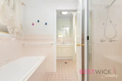 Property photo of 2/167 Stewart Street Bathurst NSW 2795
