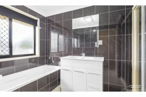 Property photo of 16 Ingram Drive Gracemere QLD 4702