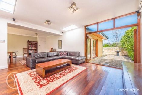 Property photo of 8 Bowling Place Melville WA 6156