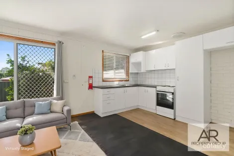 Property photo of 2/41 Yeovil Drive Bomaderry NSW 2541