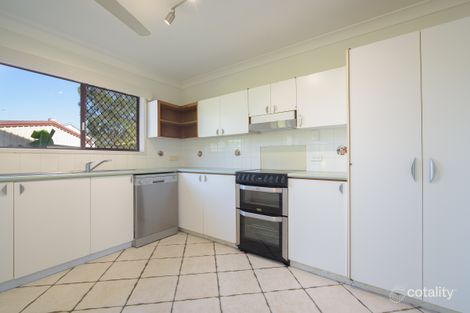Property photo of 16 Cedrela Street Kin Kora QLD 4680