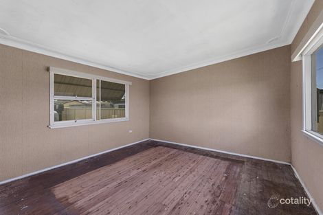 Property photo of 17 Clucas Avenue Gorokan NSW 2263