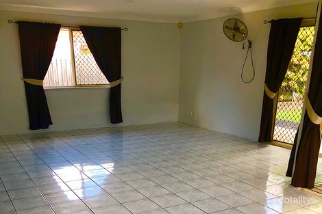 Property photo of 18 Buttercup Close Meadowbrook QLD 4131