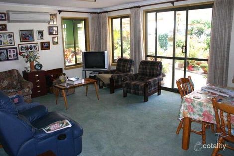 Property photo of 2 Harry Street Cranbourne VIC 3977