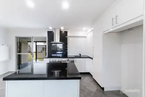 Property photo of 11 Diamond Court Mount Pleasant QLD 4740