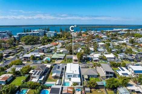 Property photo of 16 Magnolia Avenue Hollywell QLD 4216