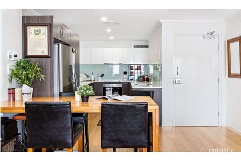 Property photo of 4/15 Percy Street Redcliffe QLD 4020