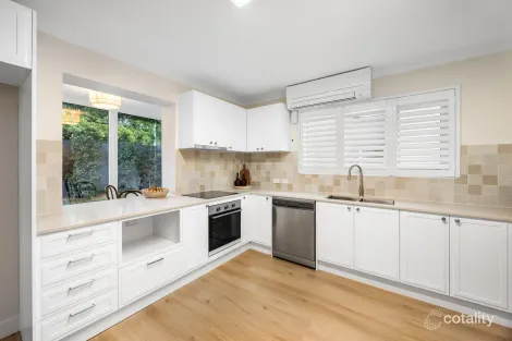 Property photo of 1/752 Ipswich Road Annerley QLD 4103