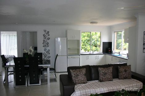 Property photo of 3 Leddy Crescent Bargara QLD 4670